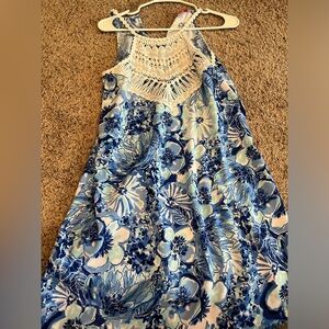 Size 2 Lilly Pulitzer Dress floral blue EUC